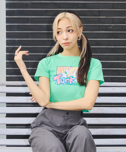 トゥンクプリントクロップTシャツ