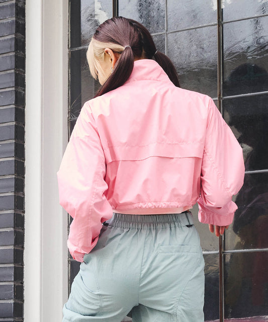 スタンドネックナイロンジャケット