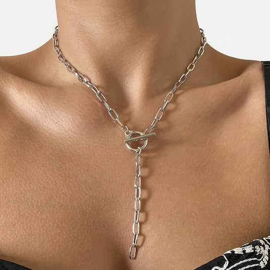 チェーンネックレス