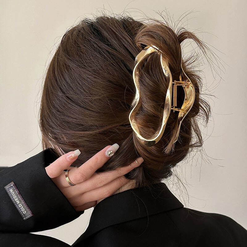 ニュアンスメタルヘアクリップ