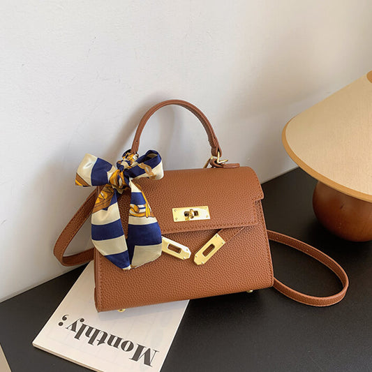 リボン付フラップショルダーバッグ