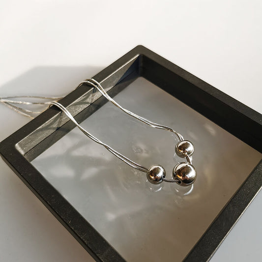 3連ボールチャームネックレス