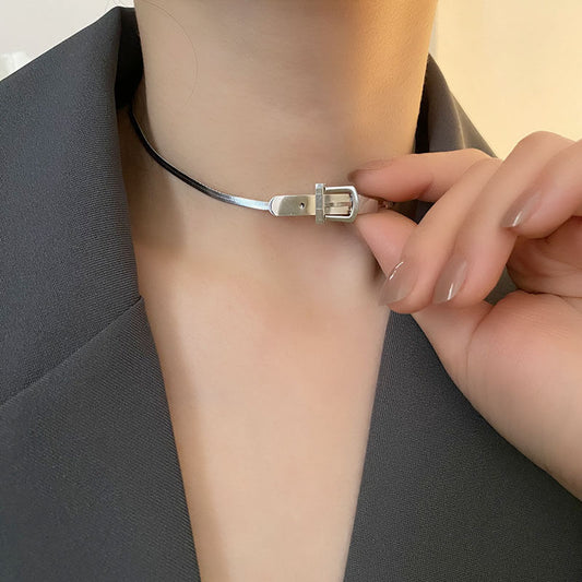 メタルベルトチョーカー