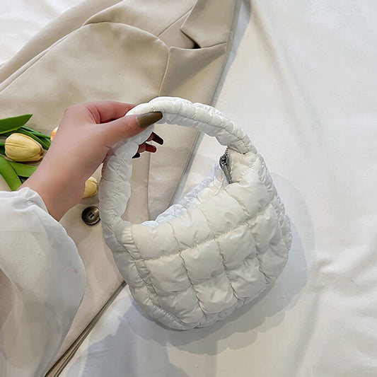 キルティングハンドバッグ