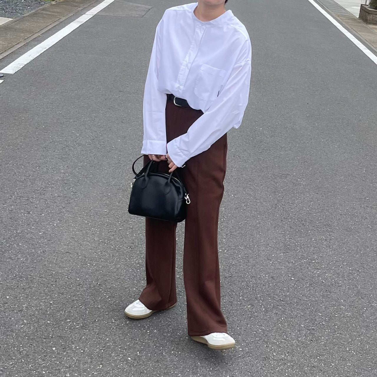 セミフレアパンツ