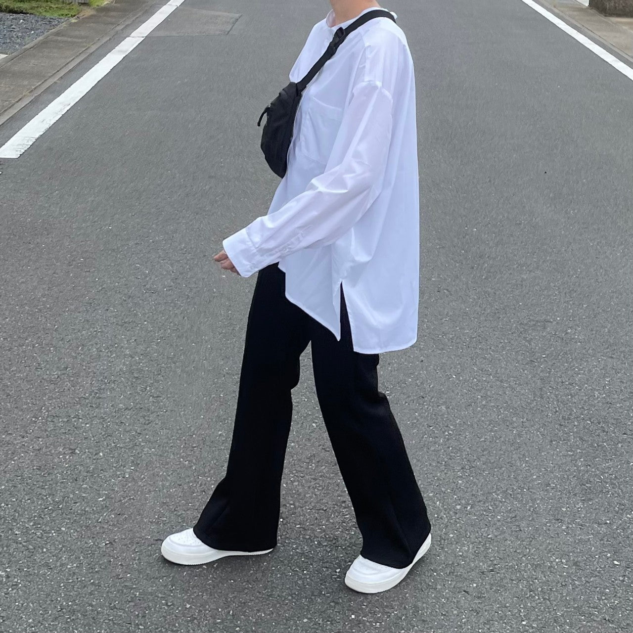 セミフレアパンツ