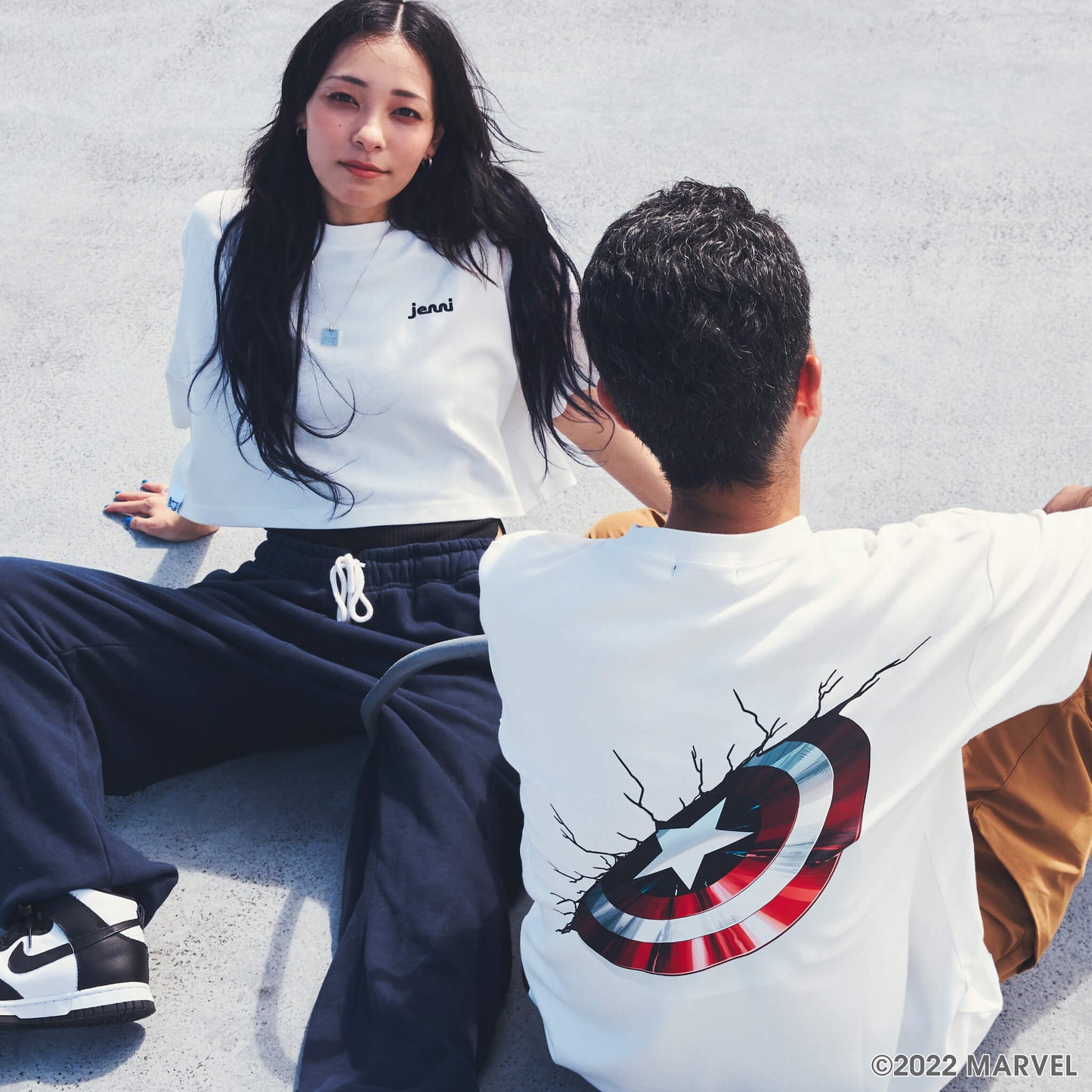 JENNI / MARVEL バックプリント "Iʼm ok" Tシャツ