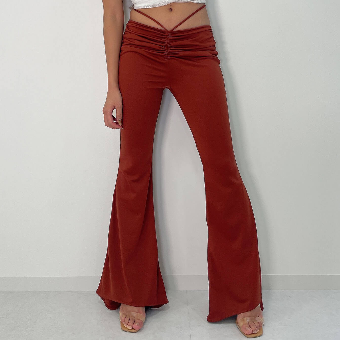 Gather flare pants