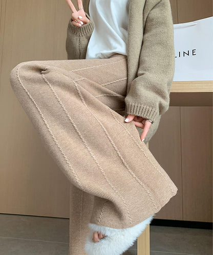 ラインデザインニットパンツ